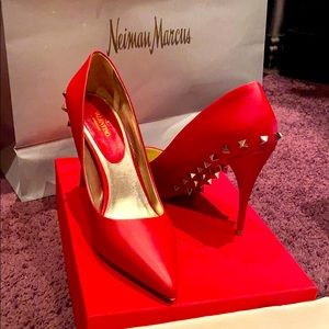 Valentino Garavani Rockstud Pump